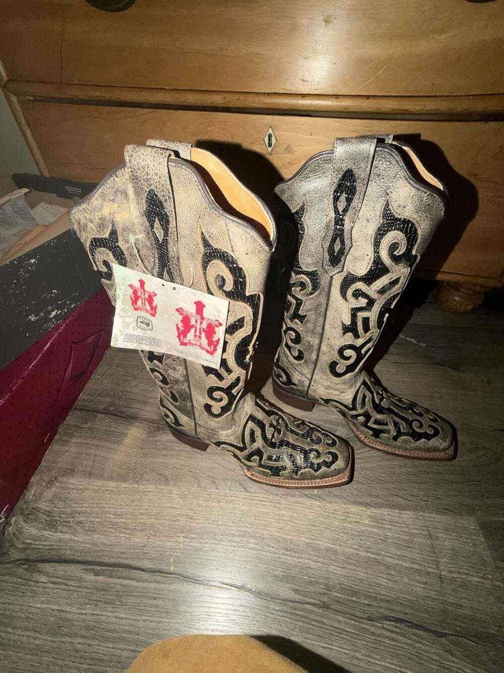 Square toe boots Tanner Mark 7